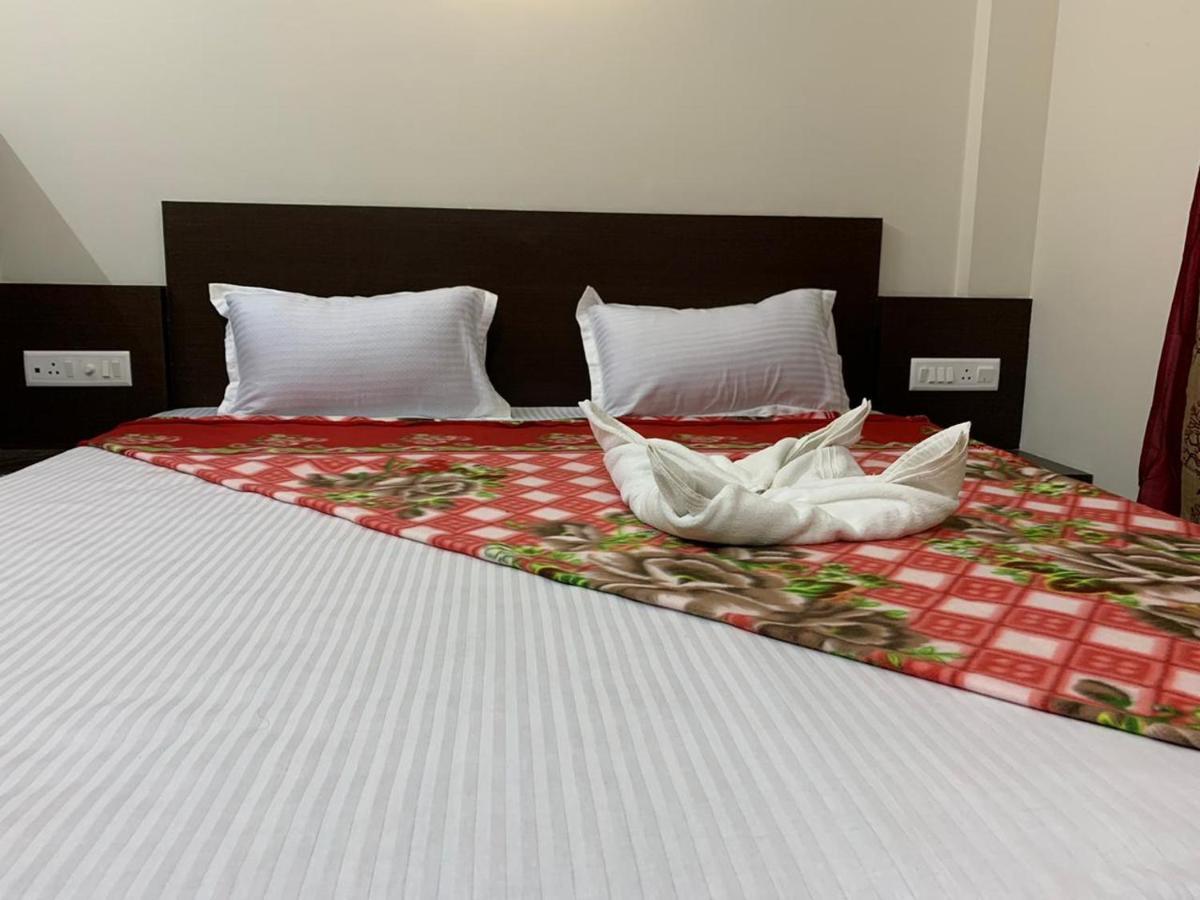 Strategic Inn Puri Bagian luar foto