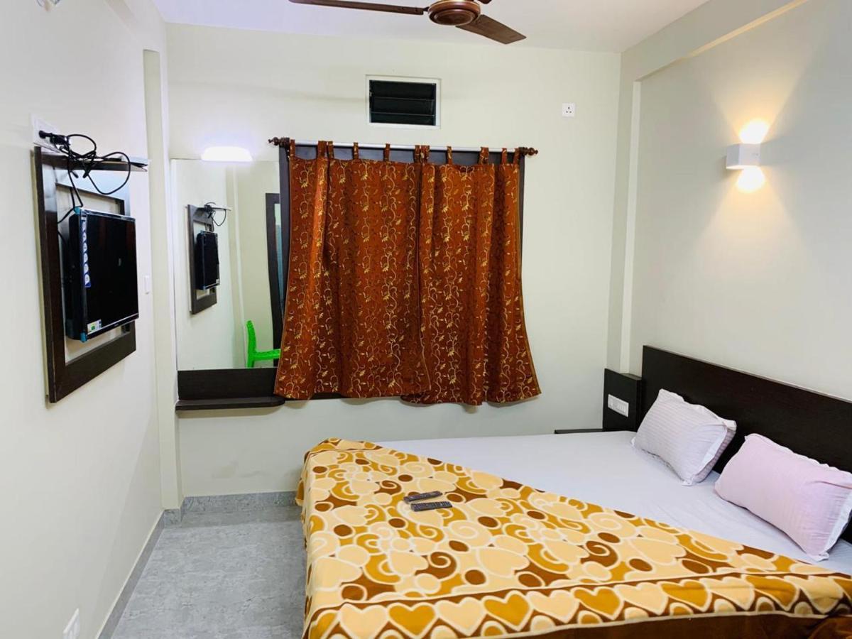Strategic Inn Puri Bagian luar foto