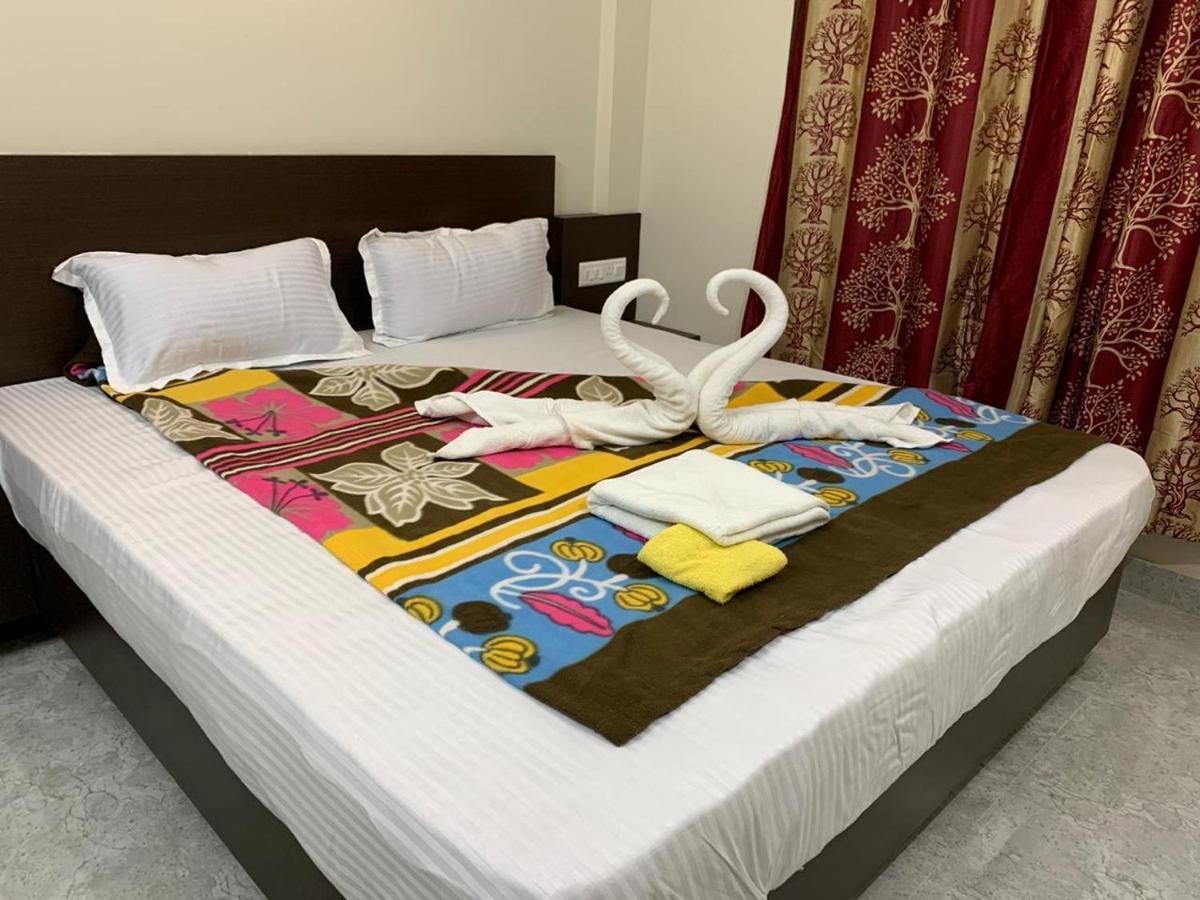 Strategic Inn Puri Bagian luar foto