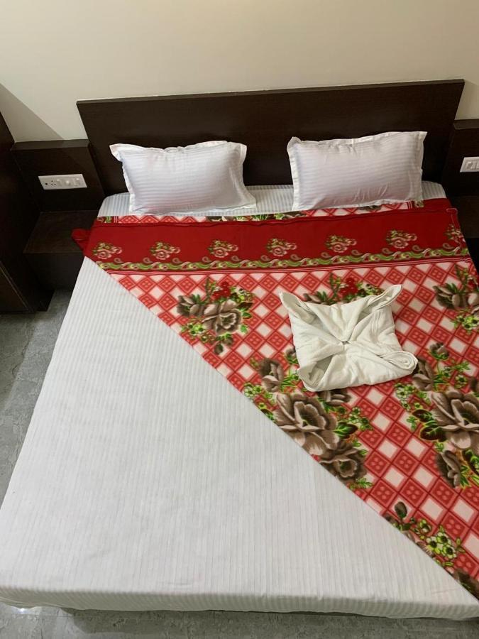 Strategic Inn Puri Bagian luar foto